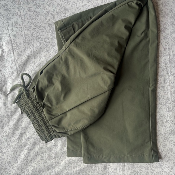 SHEIN DAZY- Draw string waist cargo pants ARMY GREEN - Picture 7 of 10